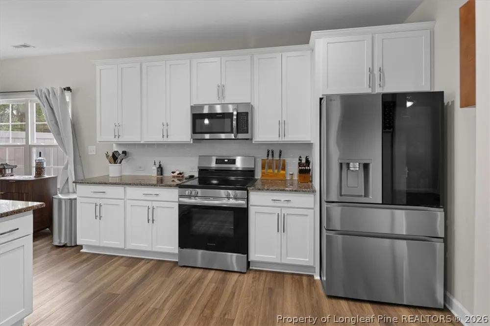 6932 Running Fox Road Hope Mills, NC 28348