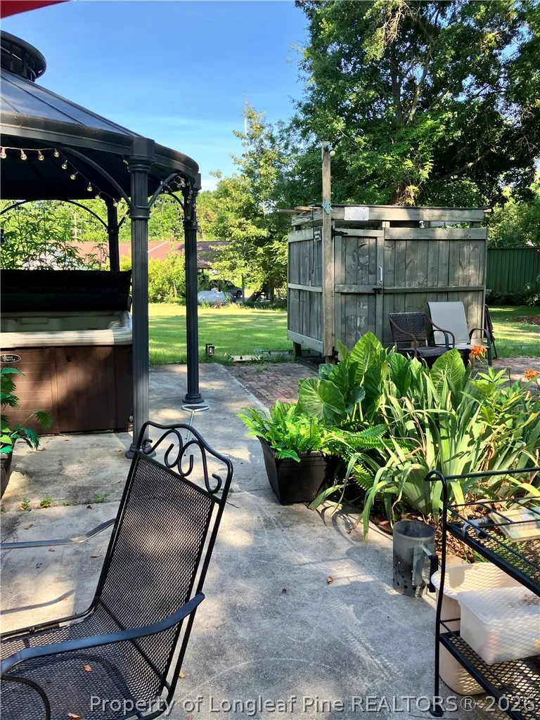 147 BEULAVILLE Highway Richlands, NC 28574