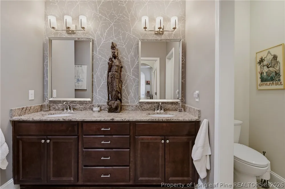 22 Glenwood Court Spring Lake, NC 28390