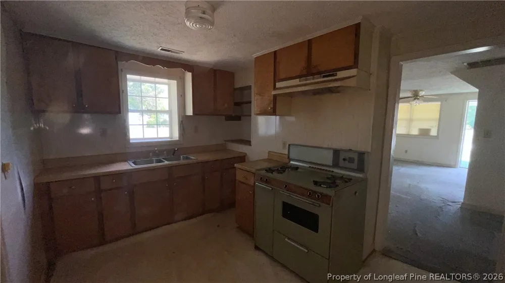 4043 McKethan Street Wade, NC 28395