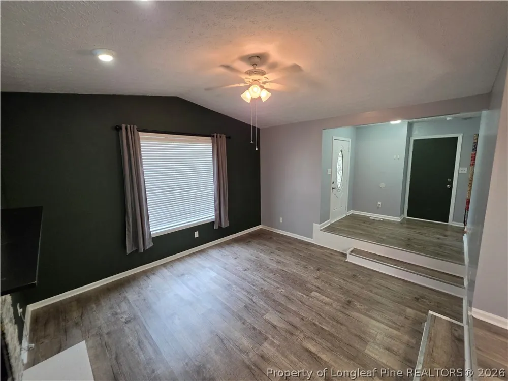 5711 Sagamore Road Hope Mills, NC 28348