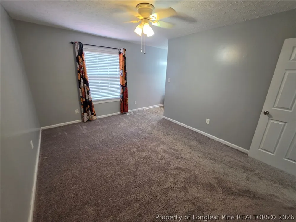 5711 Sagamore Road Hope Mills, NC 28348
