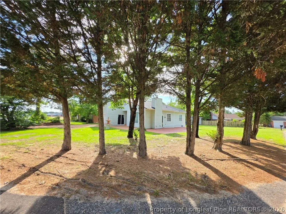 5711 Sagamore Road Hope Mills, NC 28348