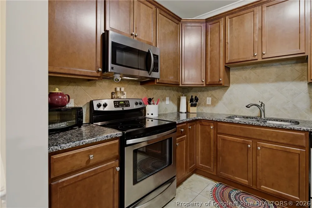 158 Gallery Drive #302 Spring Lake, NC 28390