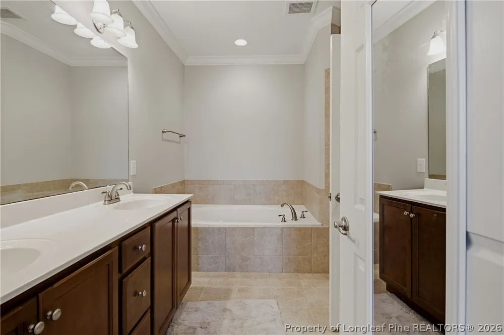 158 Gallery Drive #302 Spring Lake, NC 28390