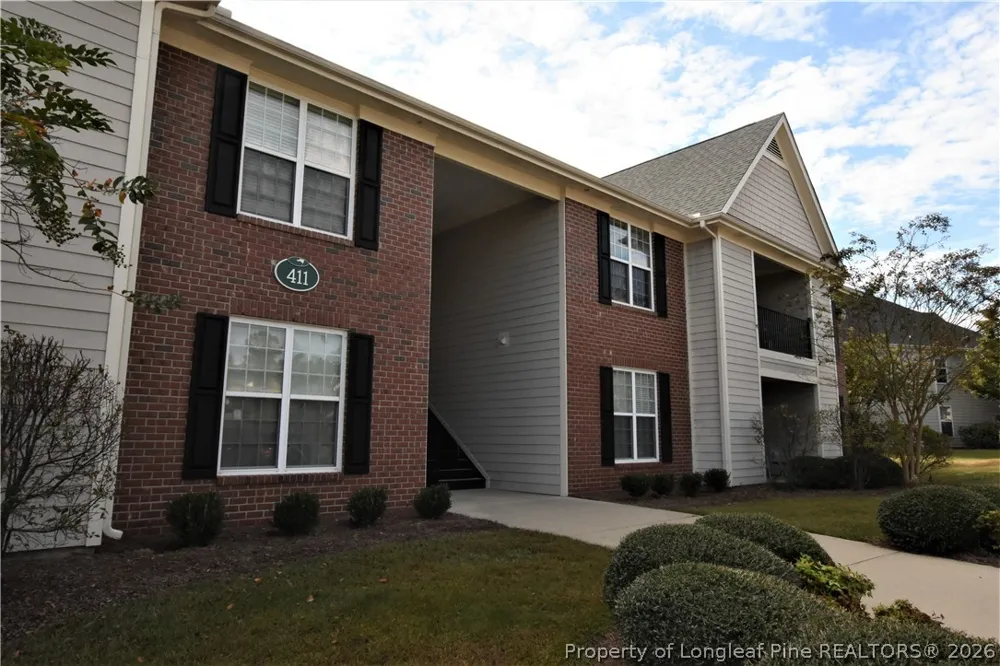 411 Gallery Drive #204 Spring Lake, NC 28390