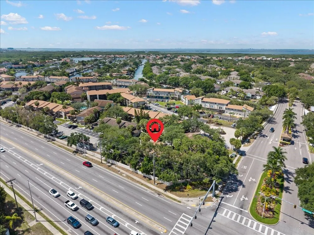 6345 NEWTOWN CIRCLE #45B2 Tampa, FL 33615