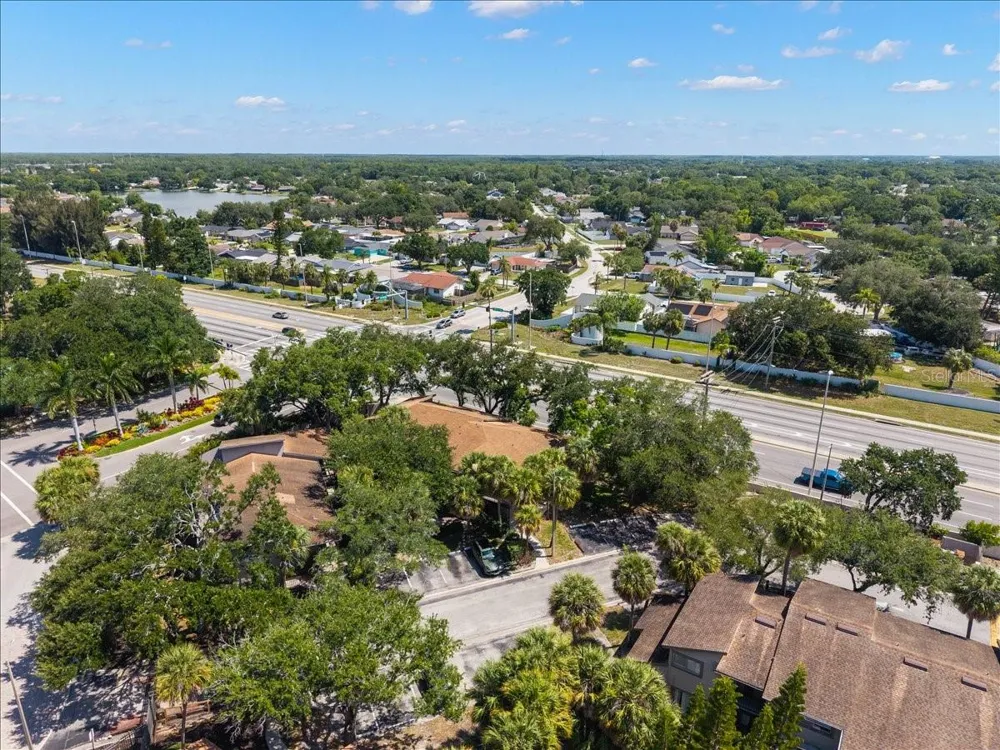 6345 NEWTOWN CIRCLE #45B2 Tampa, FL 33615