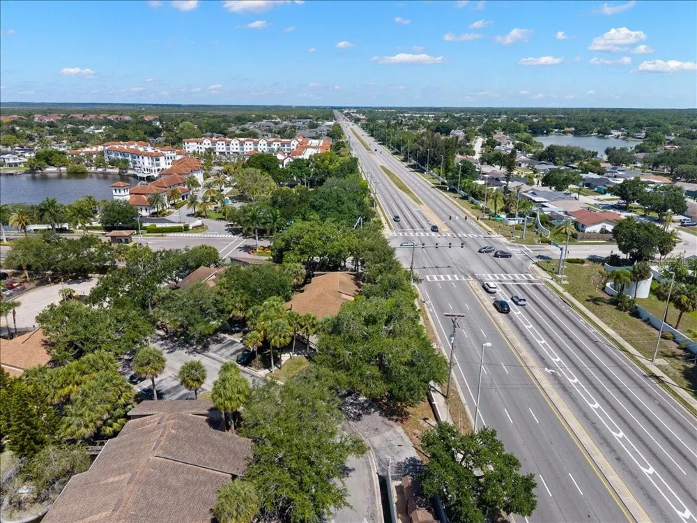 6345 NEWTOWN CIRCLE #45B2 Tampa, FL 33615