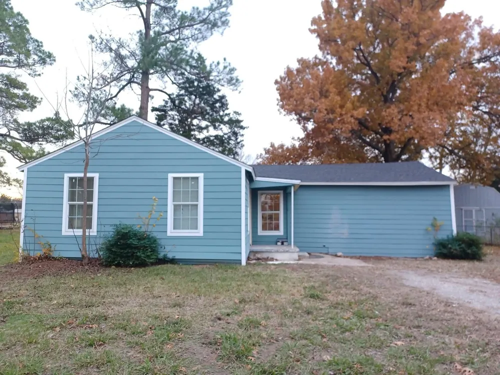 1309 S 5th Street Bonham, TX 75418