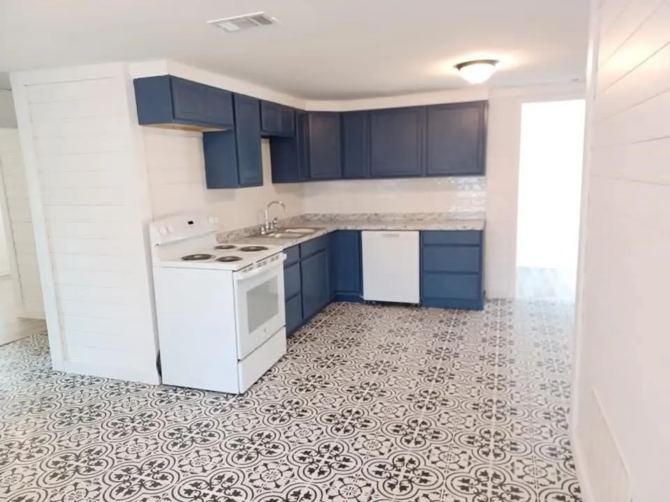 1309 S 5th Street Bonham, TX 75418