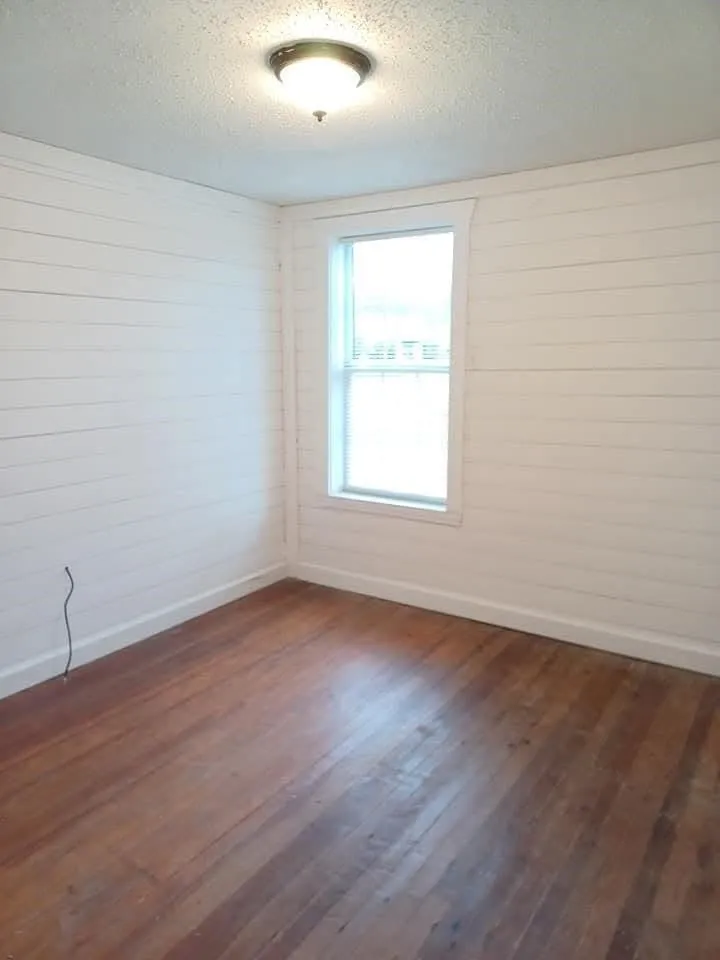 1309 S 5th Street Bonham, TX 75418