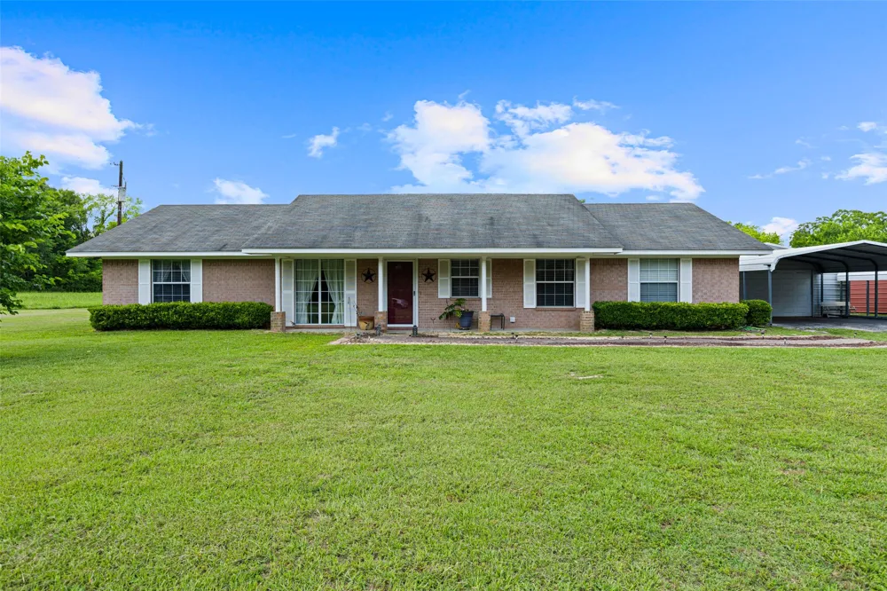 7422 Pacal Gilmer, TX 75645