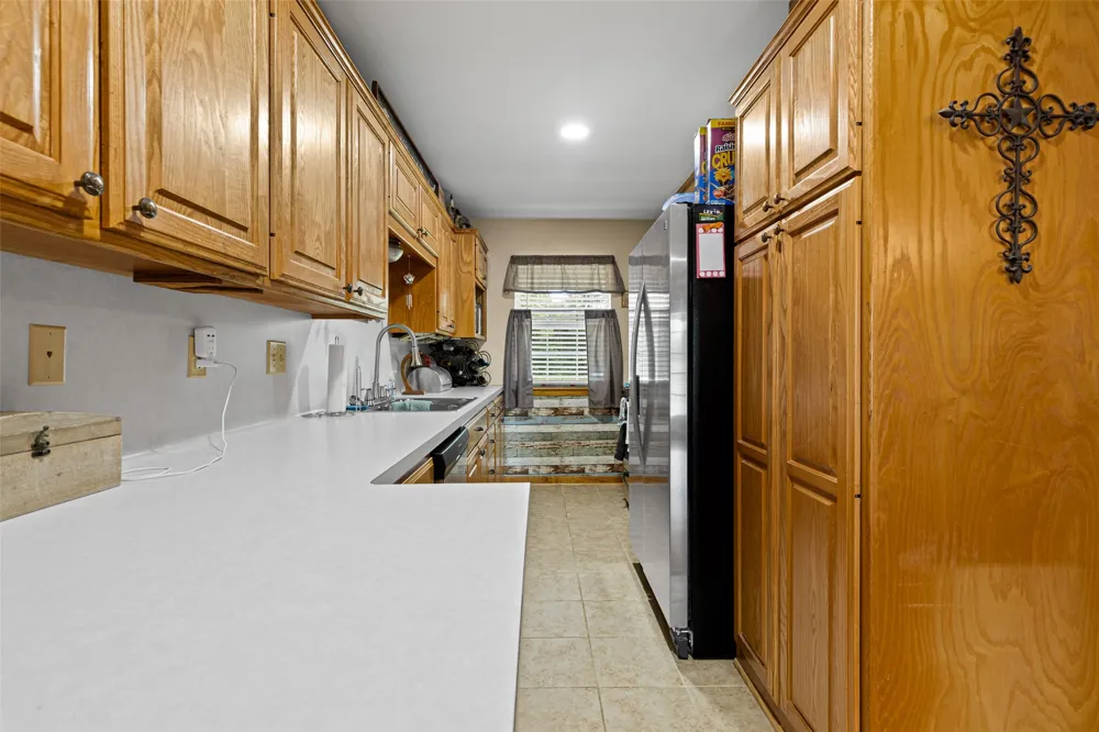7422 Pacal Gilmer, TX 75645