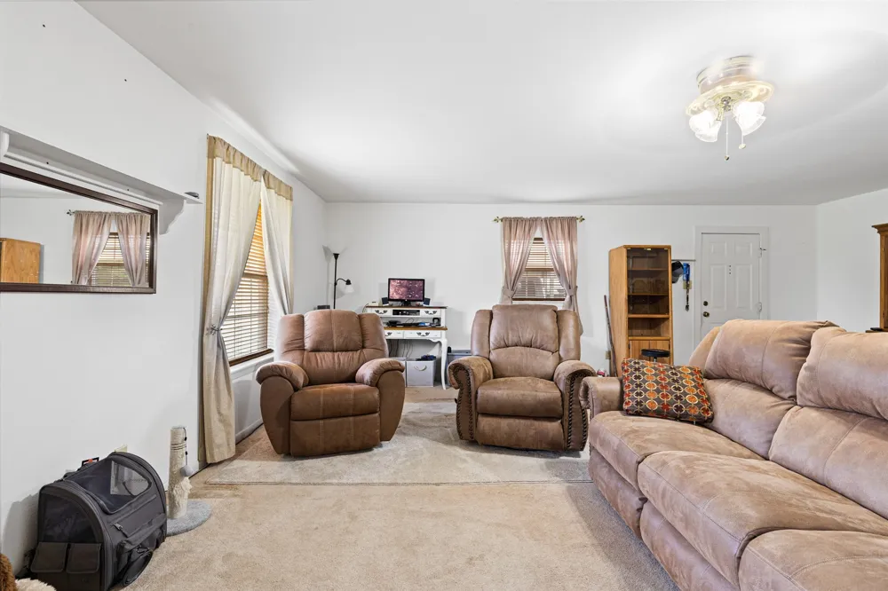7422 Pacal Gilmer, TX 75645