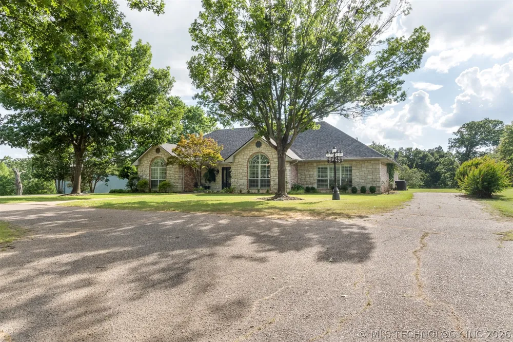 1727 Washington Durant, OK 74701