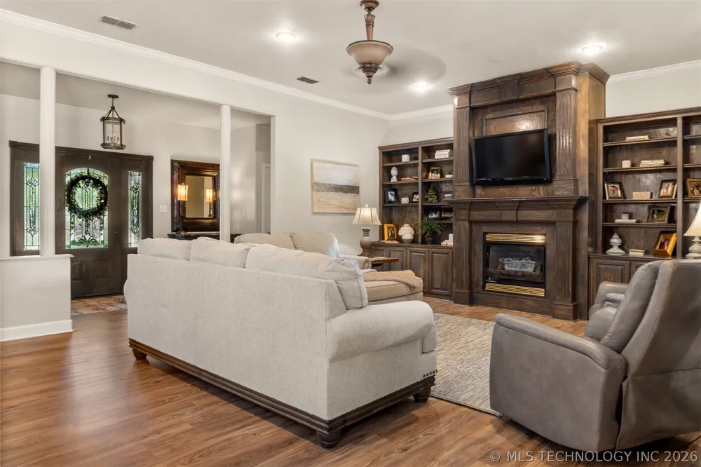 1727 Washington Durant, OK 74701
