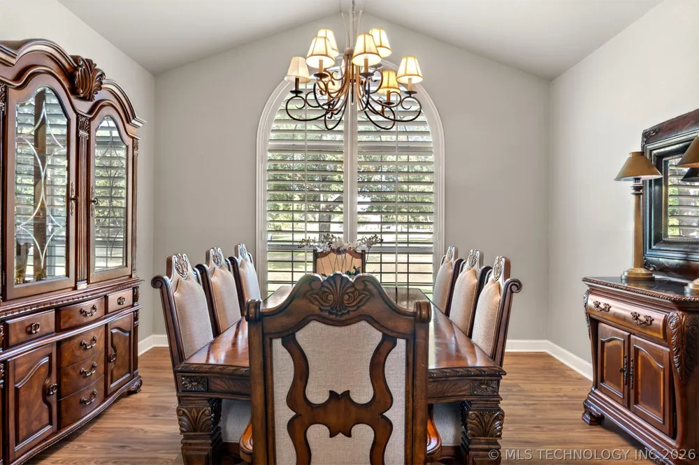 1727 Washington Durant, OK 74701