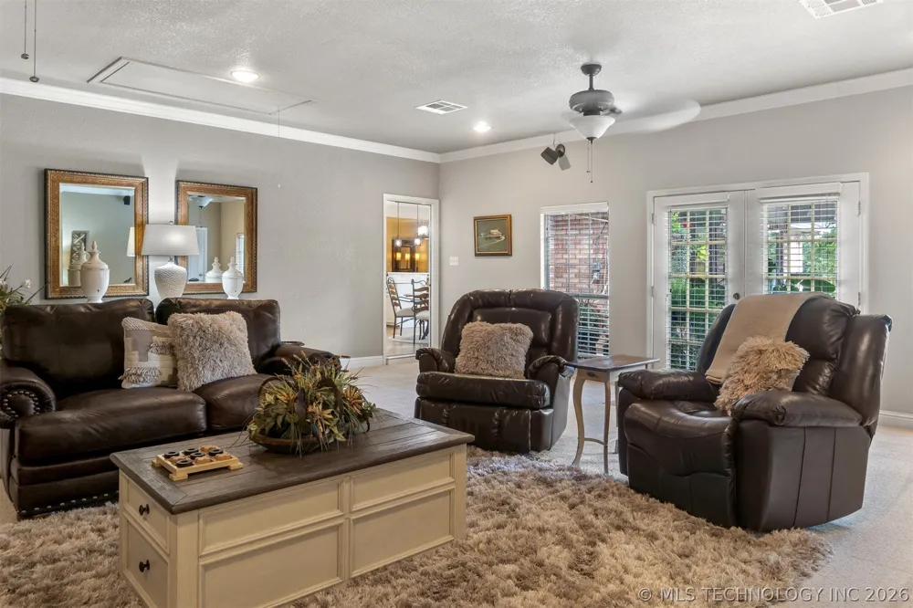 1727 Washington Durant, OK 74701