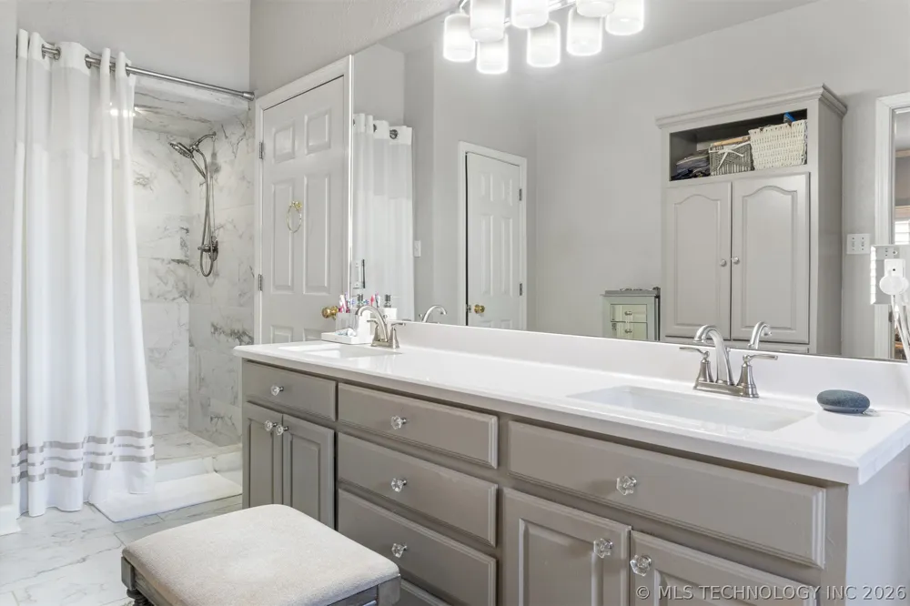 1727 Washington Durant, OK 74701