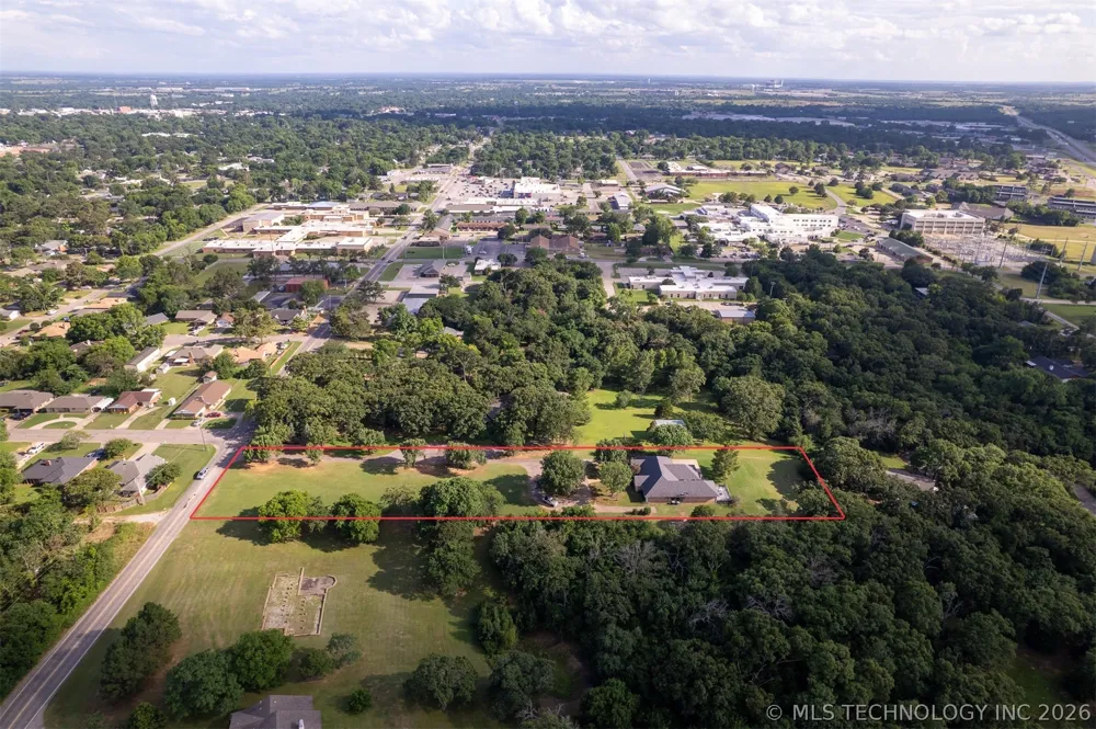 1727 Washington Durant, OK 74701