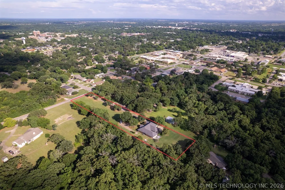 1727 Washington Durant, OK 74701