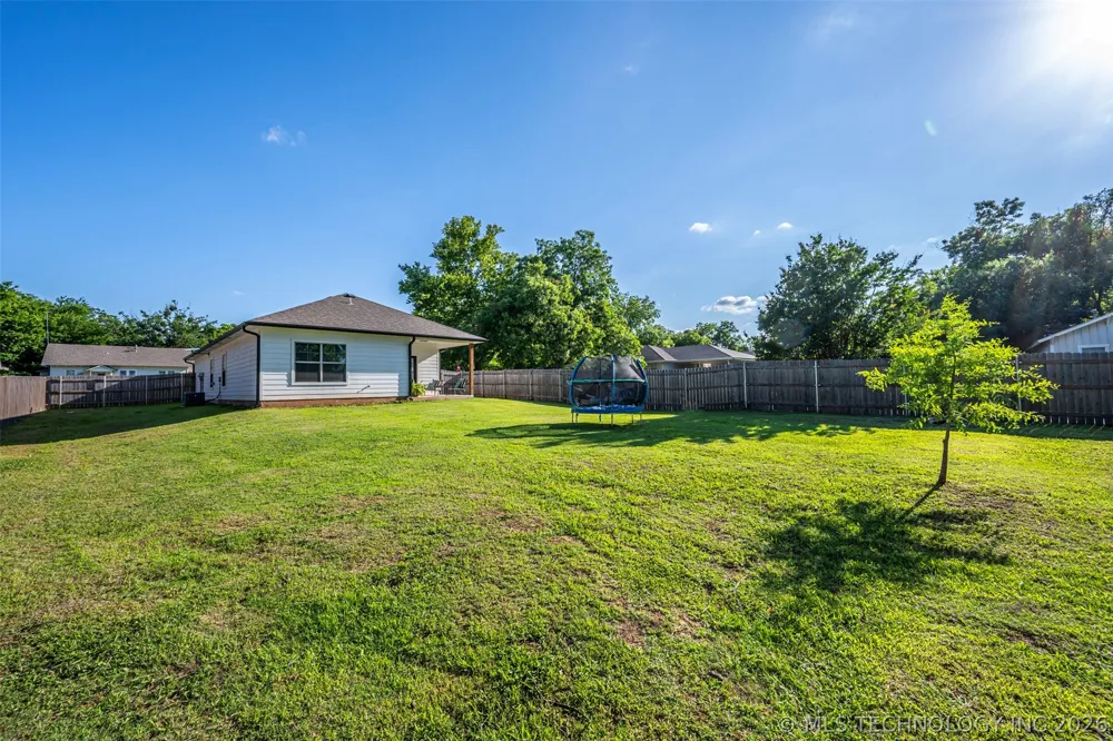 900 E 6th Ada, OK 74820
