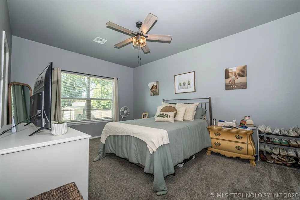900 E 6th Ada, OK 74820