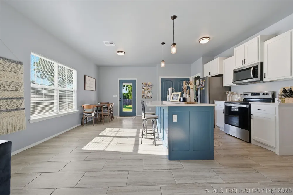 900 E 6th Ada, OK 74820