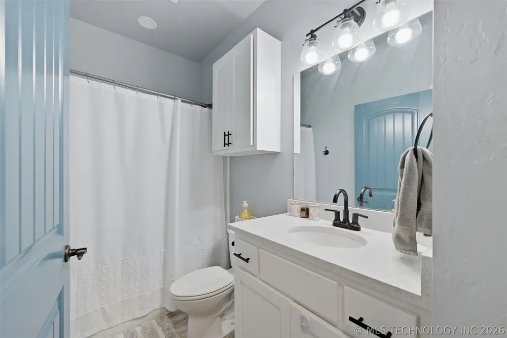 900 E 6th Ada, OK 74820