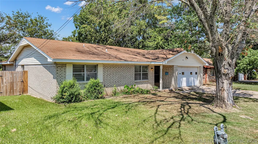 413 NW 15th NW Ardmore, OK 73401