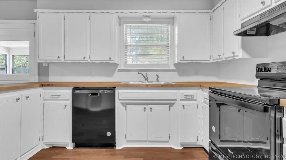 413 NW 15th NW Ardmore, OK 73401