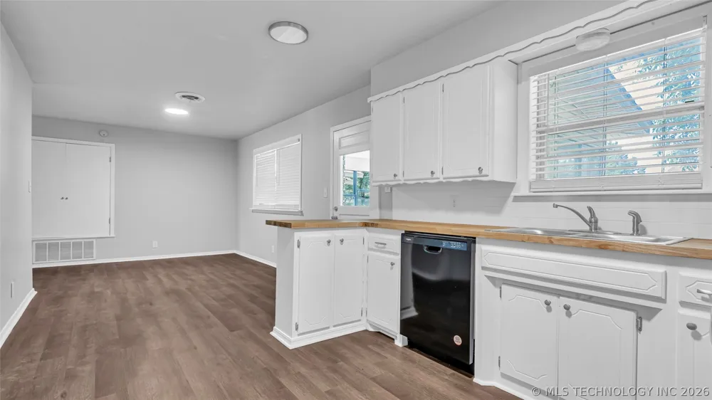 413 NW 15th NW Ardmore, OK 73401