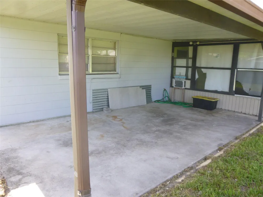 318 CENTRAL AVENUE Frostproof, FL 33843