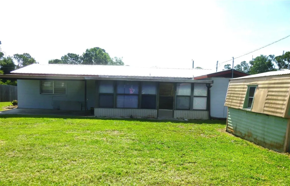 318 CENTRAL AVENUE Frostproof, FL 33843