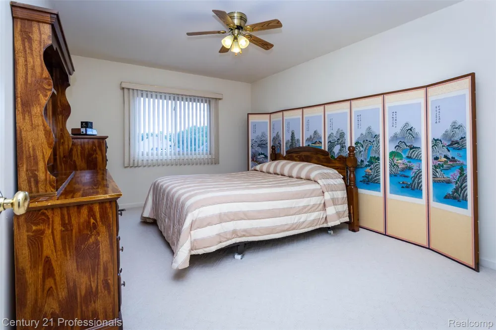 8225 Brookstone Lane Clarkston City, MI 48348