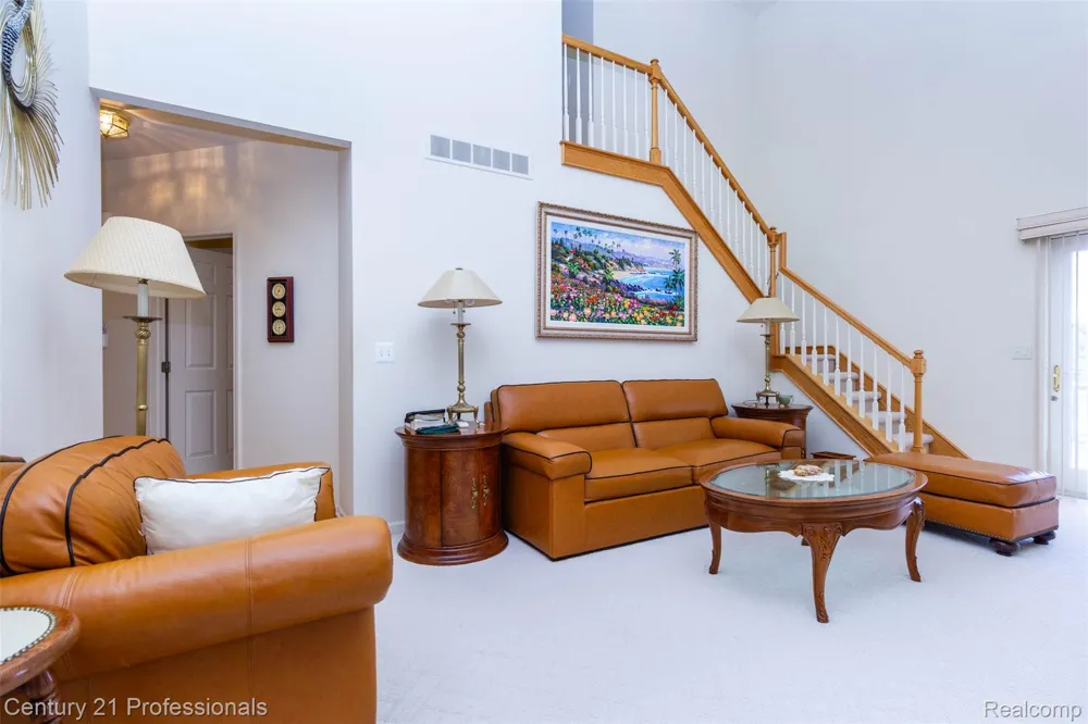8225 Brookstone Lane Clarkston City, MI 48348