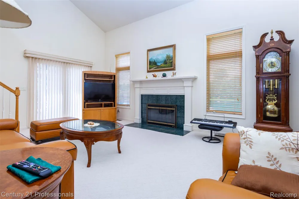 8225 Brookstone Lane Clarkston City, MI 48348