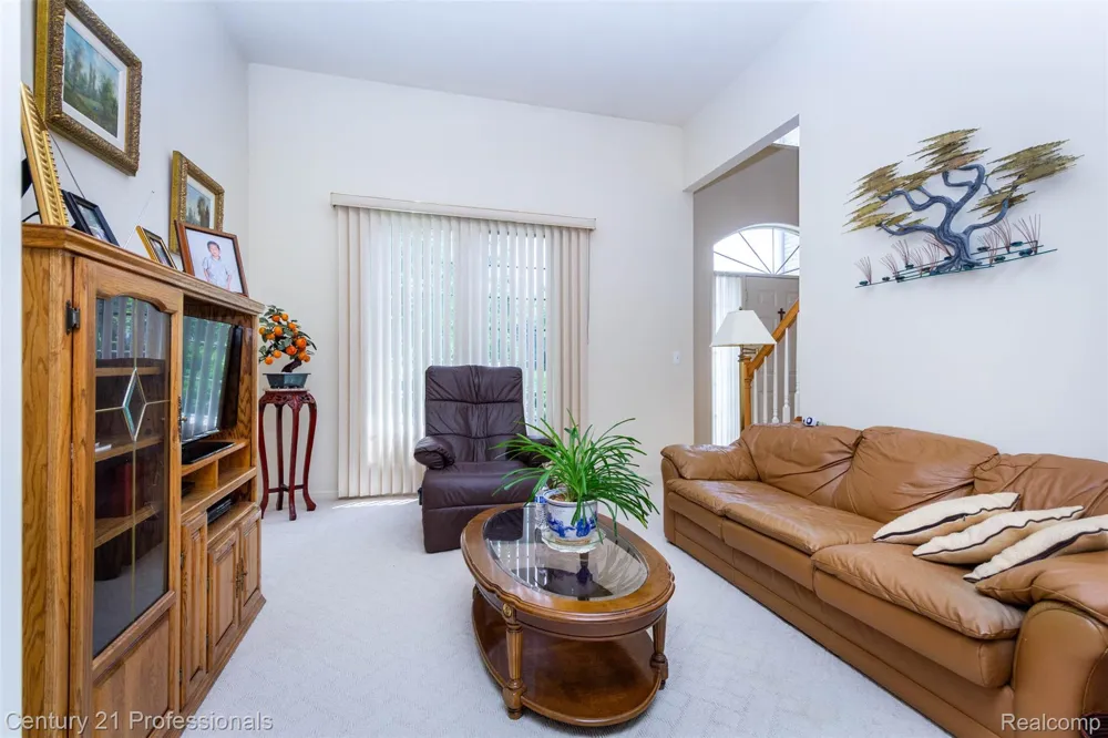 8225 Brookstone Lane Clarkston City, MI 48348