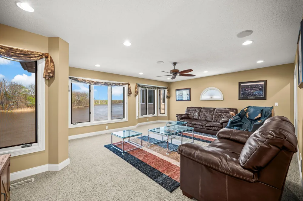 2349 Riverside Pointe Drive St Joseph Charter Township, MI 49085