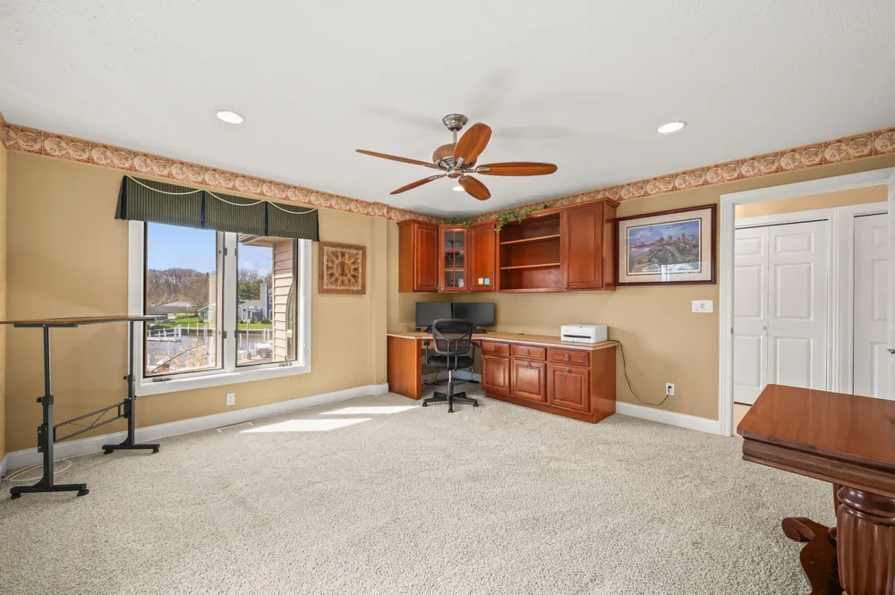 2349 Riverside Pointe Drive St Joseph Charter Township, MI 49085