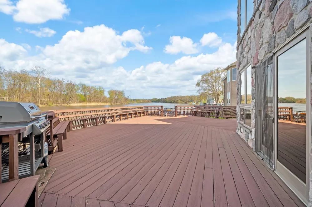 2349 Riverside Pointe Drive St Joseph Charter Township, MI 49085