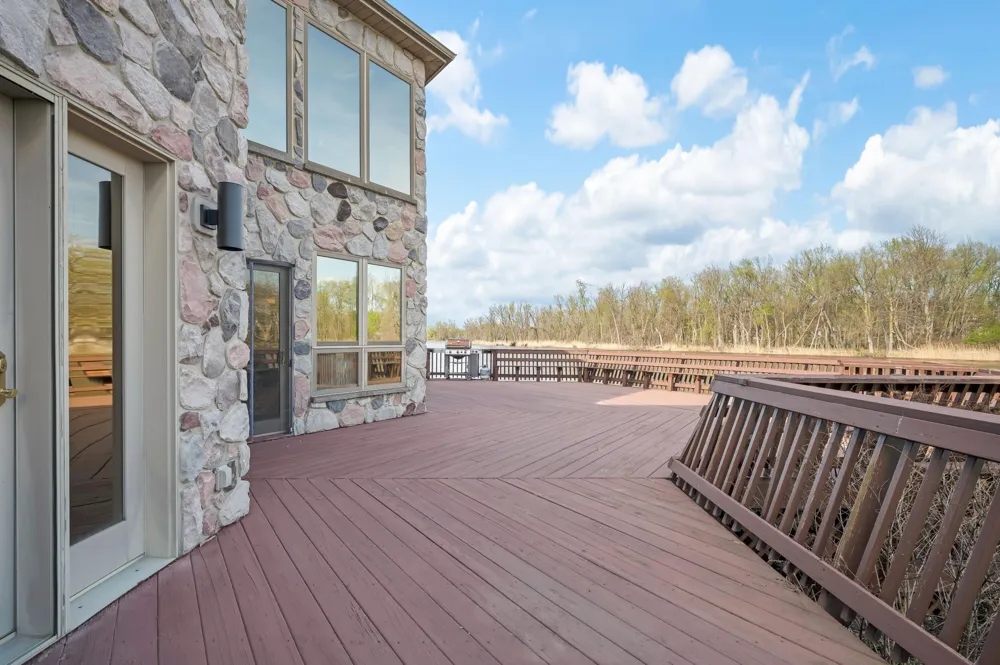 2349 Riverside Pointe Drive St Joseph Charter Township, MI 49085