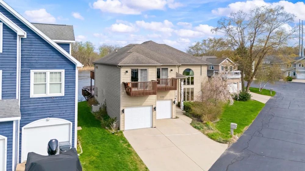 2349 Riverside Pointe Drive St Joseph Charter Township, MI 49085