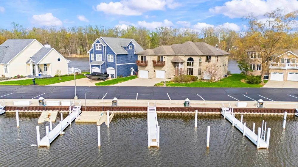 2349 Riverside Pointe Drive St Joseph Charter Township, MI 49085