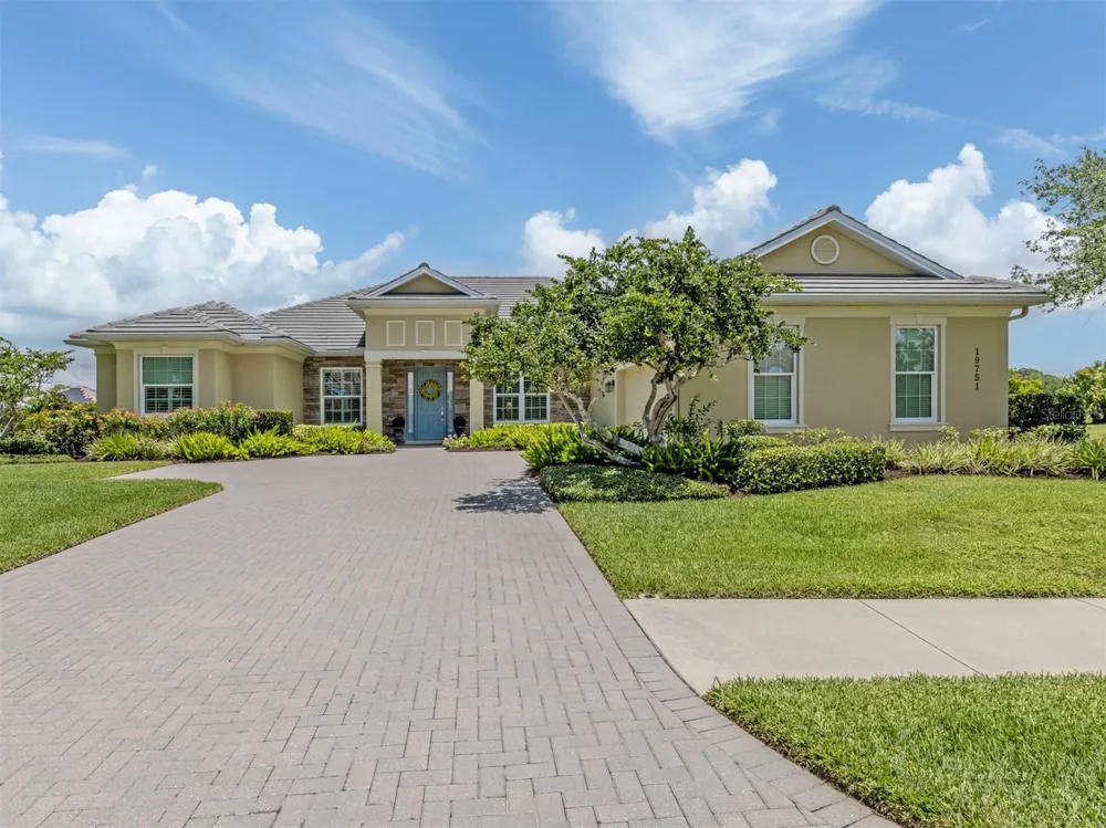 19751 COBBLESTONE CIRCLE Venice, FL 34292