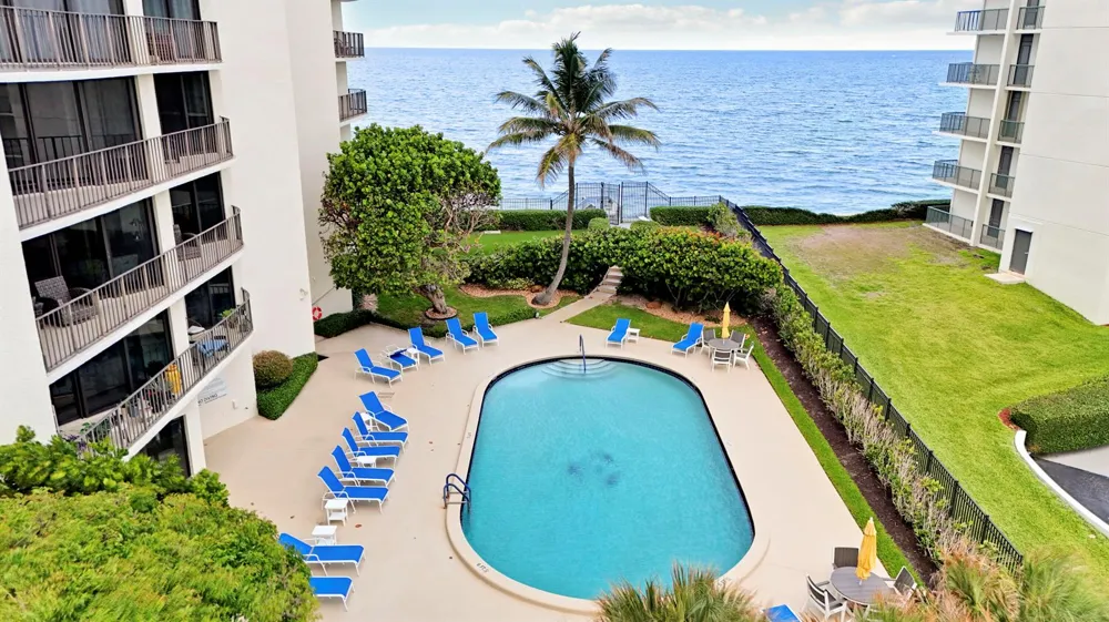 5420 Ocean Drive #204 Singer Island, FL 33404