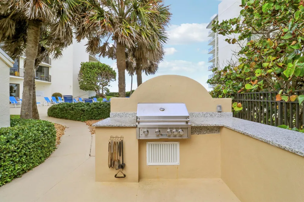 5420 Ocean Drive #204 Singer Island, FL 33404
