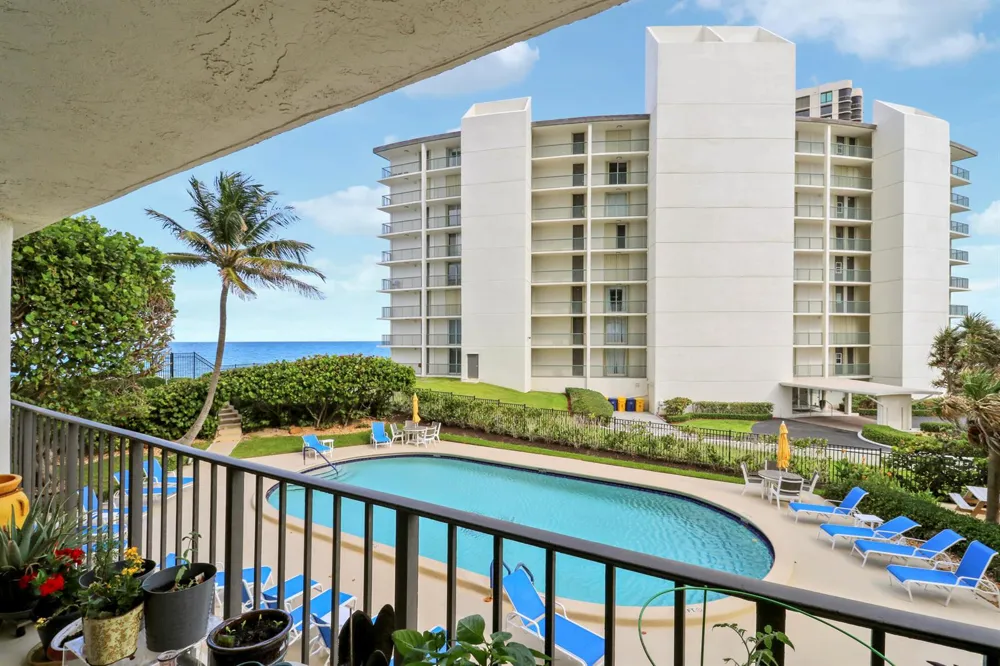 5420 Ocean Drive #204 Singer Island, FL 33404