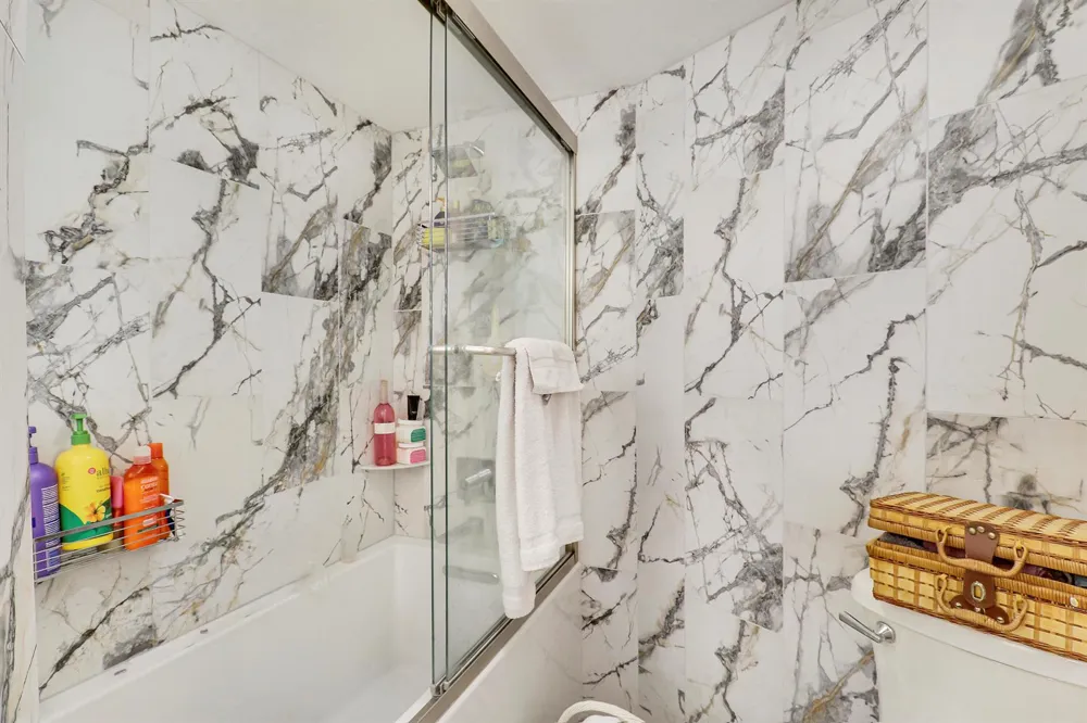 5420 Ocean Drive #204 Singer Island, FL 33404